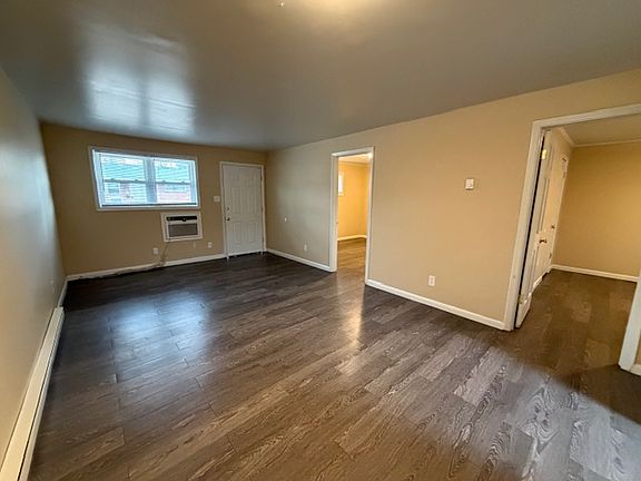 2nd image of 3304 Martin Ave #A