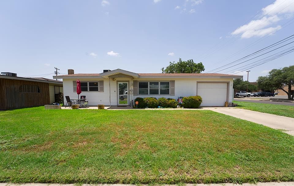 1st image of 3649 Redbud Ave