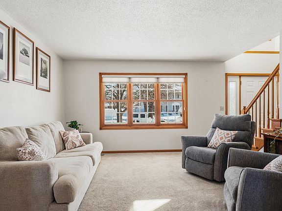 2nd image of 2227 Viola Heights Dr NE
