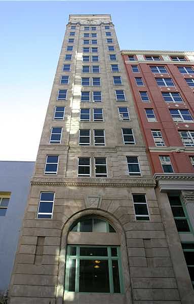 1st image of 111 E Flagler St APT 508