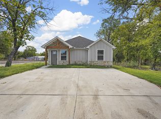 536 E Carter St, Sherman, TX 75090