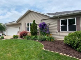 1916 Eastwood Way, Mount Horeb, WI 53572