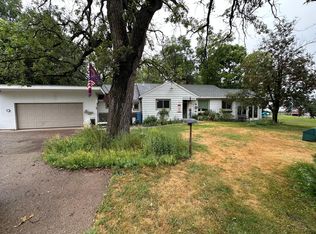 11381 Hubert Ln, Cold Spring, MN 56320