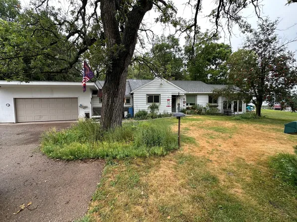 11381 Hubert Ln, Cold Spring, MN 56320
