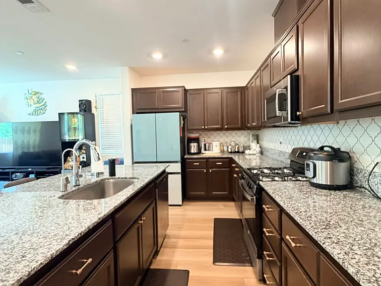 5401 Hames Valley Ln — Photo 4