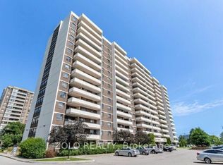 3 Lisa St #1601, Brampton, ON L6T 4A2