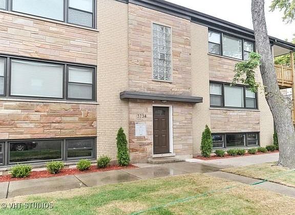 2nd image of 3734 W Wrightwood Ave #2