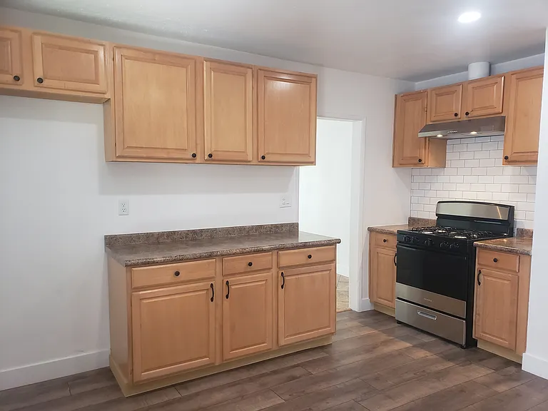 Eat-In Kitchen
Plenty of cabinets for storage