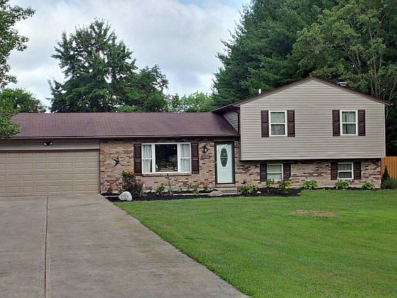 2nd image of 23766 Mountain Meadows Dr
