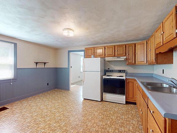 4th image of 23 Charles St