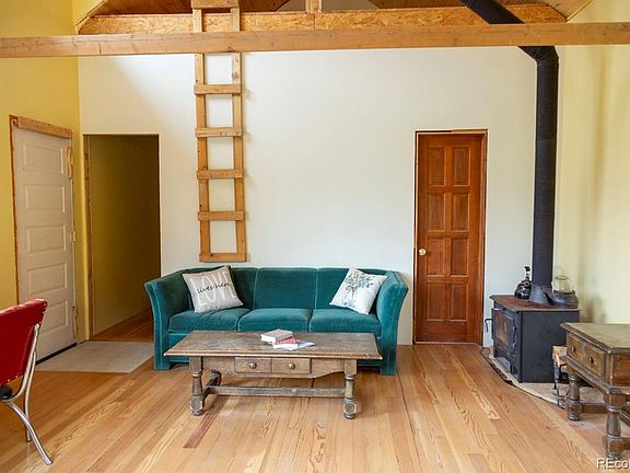 3rd image of 3190 Forest Road 503