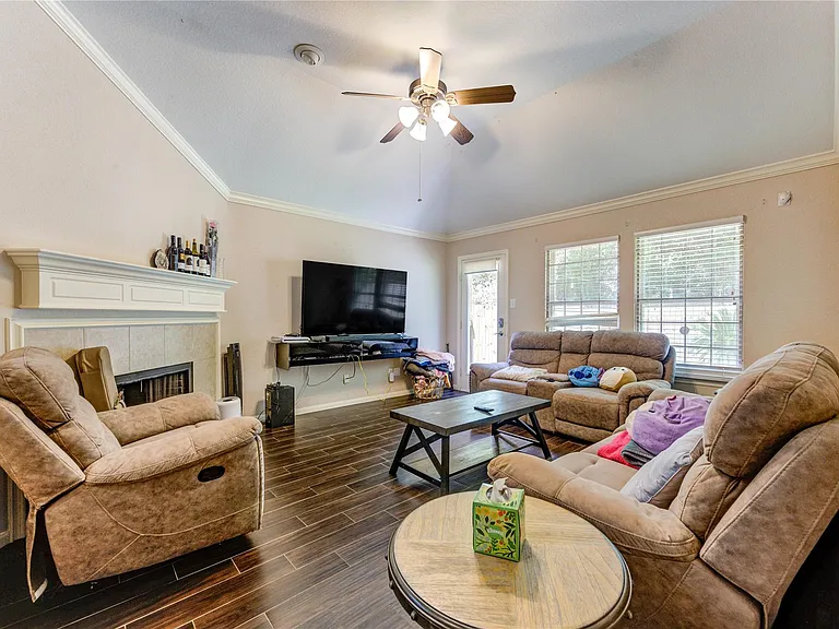 9642 Sugarblossom Ln — Photo 13