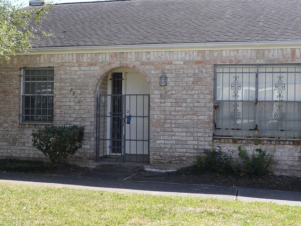 1st image of 8972 Wilcrest Dr