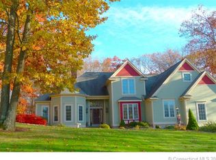 4 Avalon Way, Sandy Hook, CT 06482