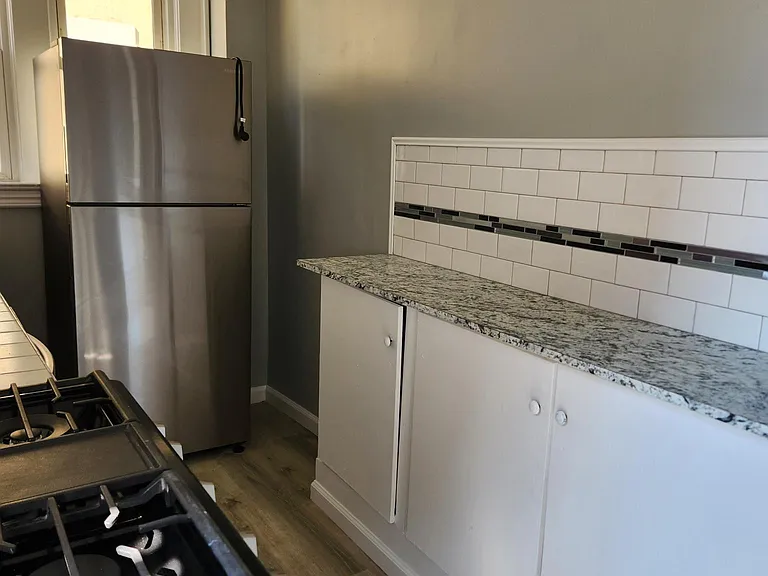 68 S Franklin St #4 — Photo 6