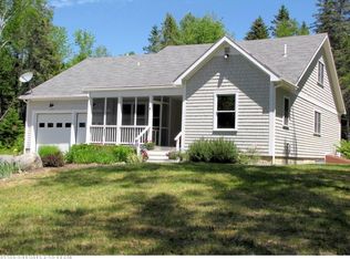 5 Steele A Way, Brooksville, ME 04617
