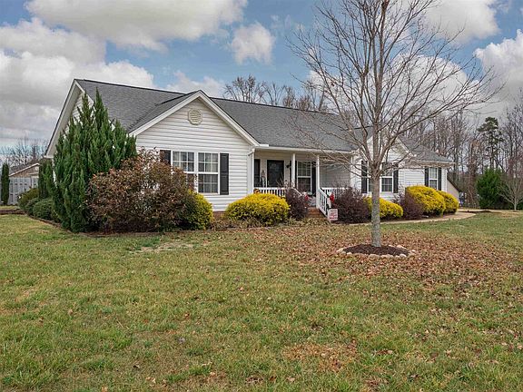 2nd image of 603 Aurora Ct