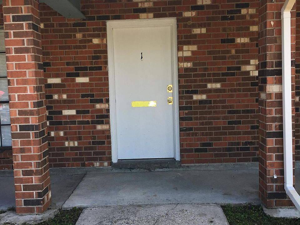 1st image of 29912 S Palmetto St APT 1