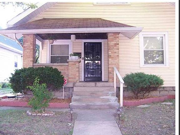 2nd image of 1209 N Kealing Ave