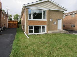225 E 26th St, Chicago Heights, IL 60411