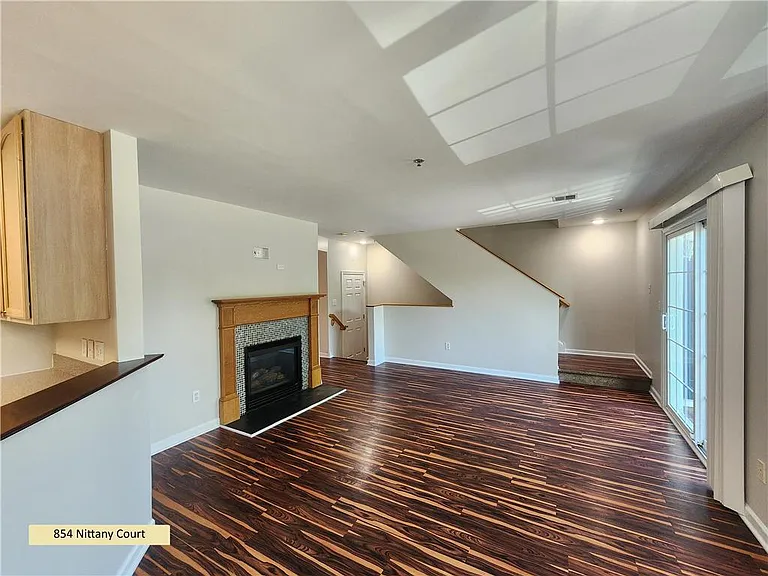 854 Nittany Ct — Photo 6