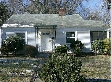 3rd image of 1028 Pearson St