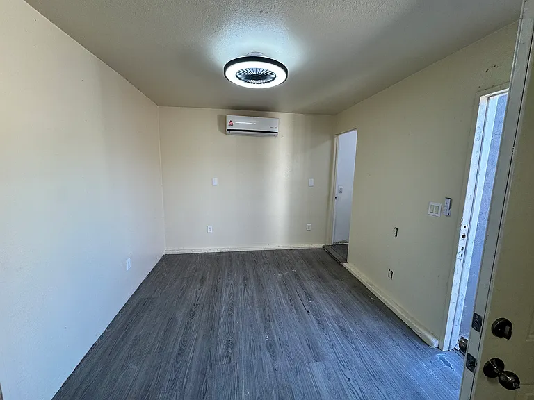 8136 Dodie St — Photo 7
