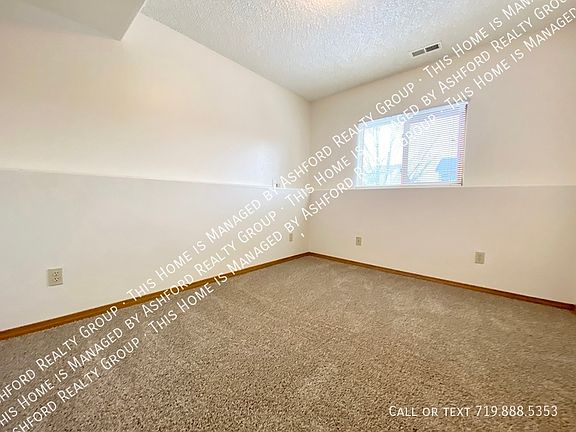 4th image of 6670 Bear Tooth Dr