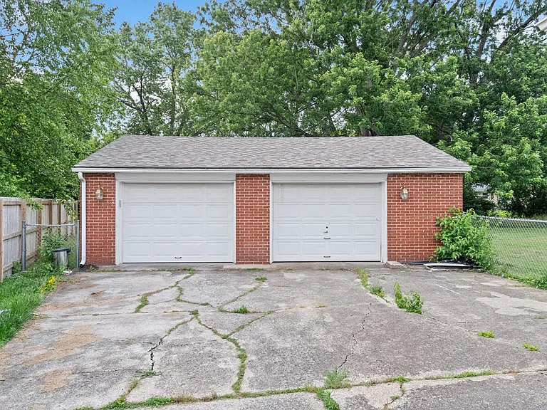 5411 Fennel Ct — Photo 18