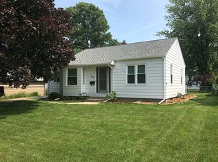 818 Botham Ave, Saint Joseph, MI 49085