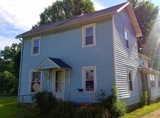 72 S Chestnut St, Fredericktown, OH 43019