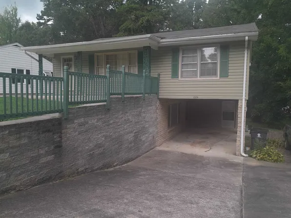 1024 Roanoke Ave, Henderson, NC 27536