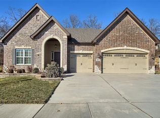 4951 Quail Crest Ct, Saint Louis, MO 63128