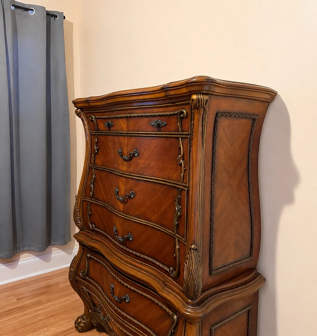2 bed, $1,100 — Photo 1