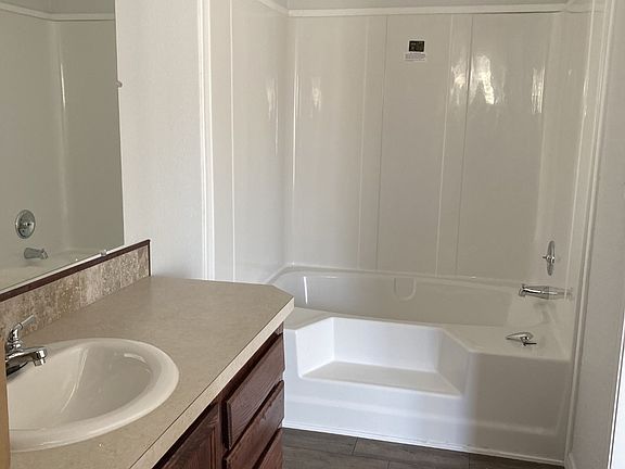 5th image of 1751 W Hadley Ave #136