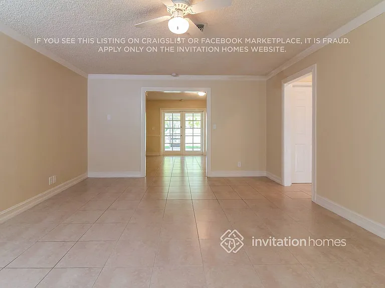 22816 SW 65th Way — Photo 3