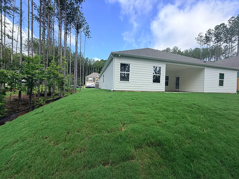 732 Empire Ave — Photo 6