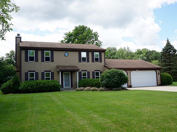 4th image of S44W22293 Sunridge Dr