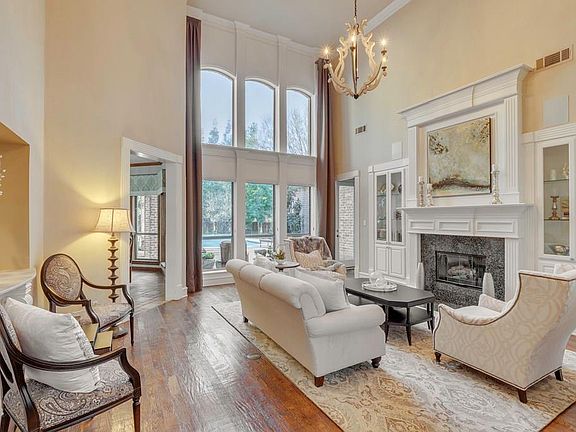 2nd image of 1204 Marquette Ct