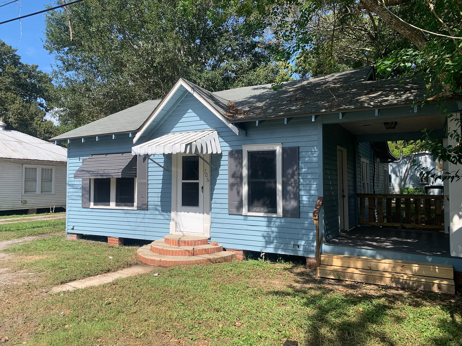 2 bed, 1079 sqft, $700 — Photo 1
