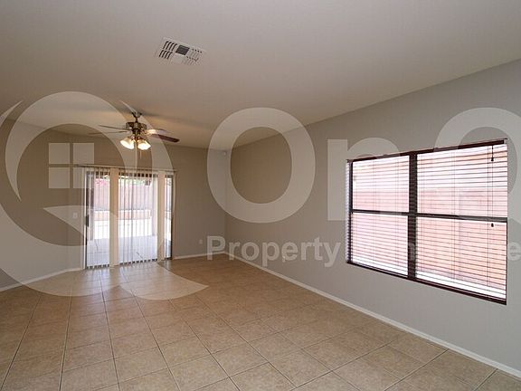 4th image of 1013 E Beth Dr