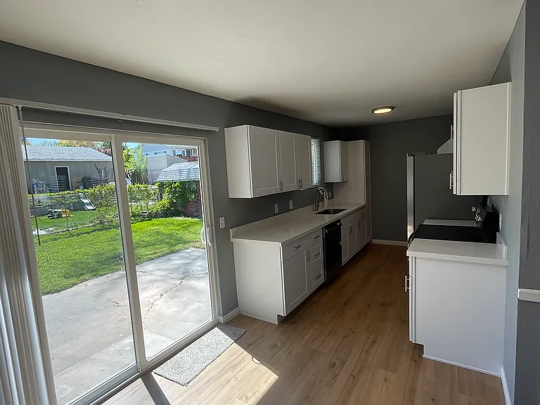 2861 W Cayenne Dr S — Photo 1