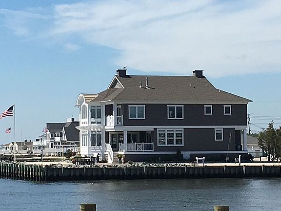 4th image of 77 Hornblower Dr