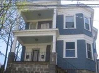 83 Grove St, Chelsea, MA 02150