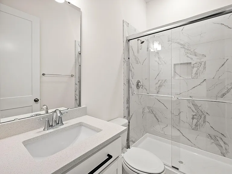 3573 Crosstrees Ln — Photo 13