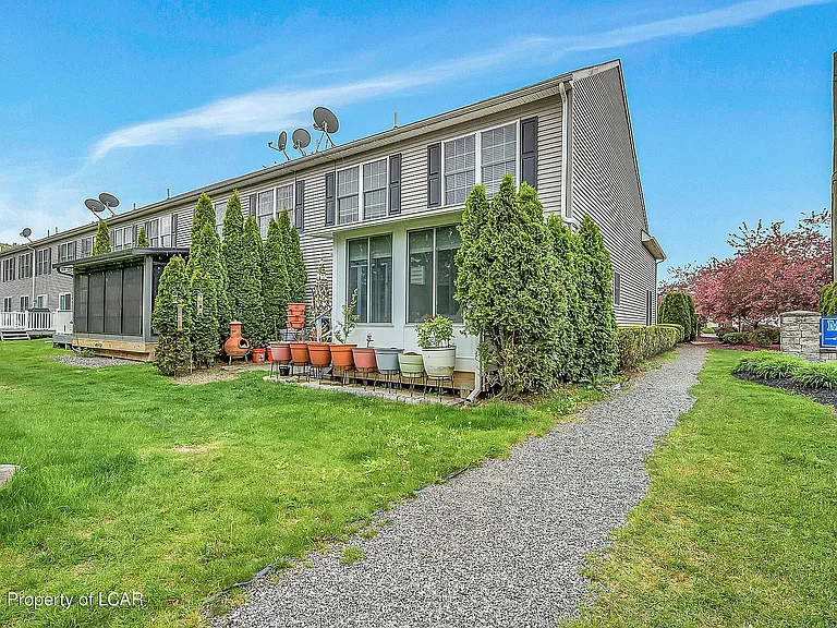 45 Marina Dr — Photo 13