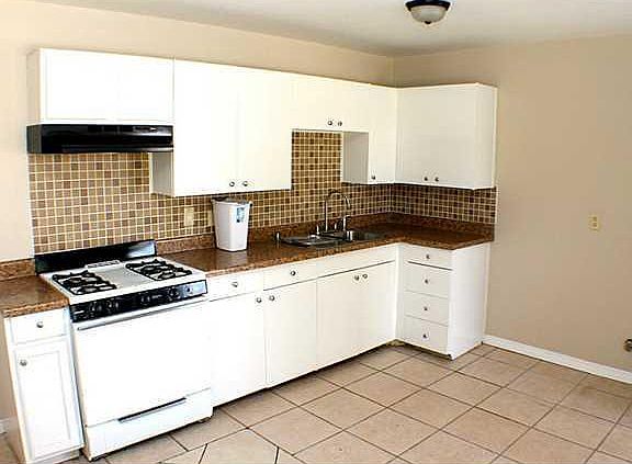 5th image of 10137 Suez Dr