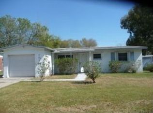 7031 21st St N, Saint Petersburg, FL 33702