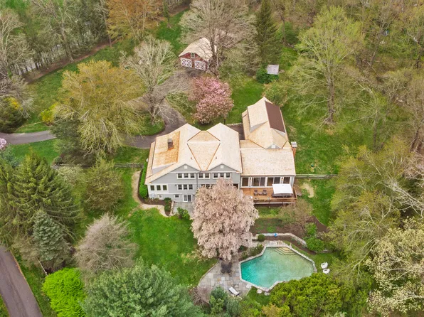 164 Umpawaug Road, Redding, CT 06896