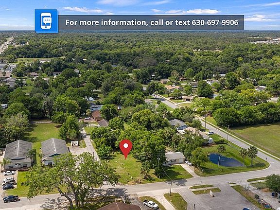 3rd image of 202 W Blue Springs Ave